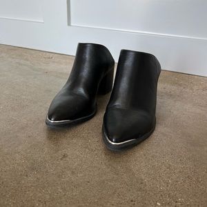 Dolce Vita Black 3’ Mules